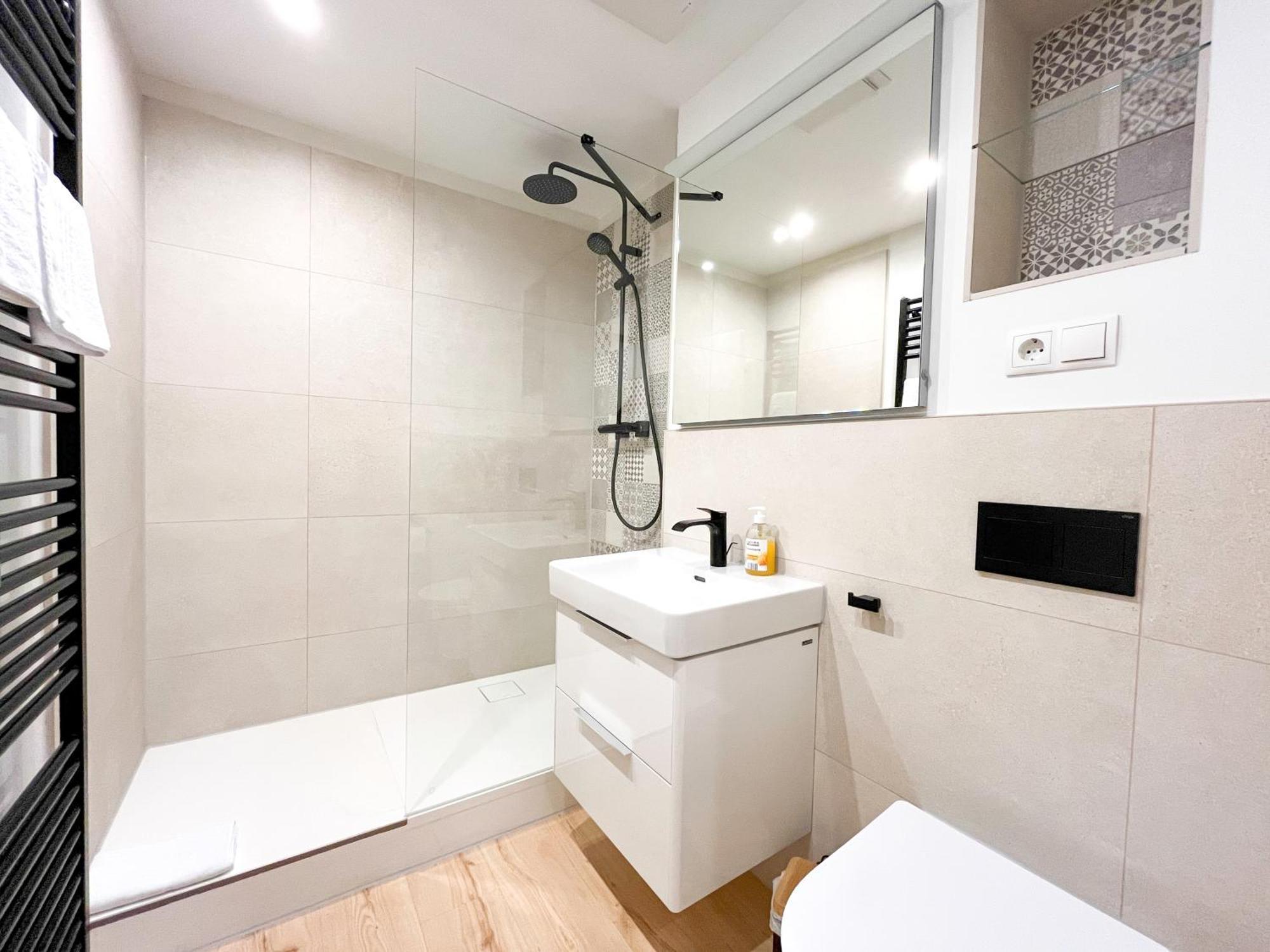 Patama Karli Suite - Zentrales City-Feeling Nahe Suedvorstadt, Uniklinik Leipzig Buitenkant foto